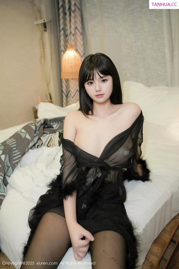   [XiuRen]高清写真图 2025.05.19 No.10292 姚若兮vay 薄纱睡裙第14张图片